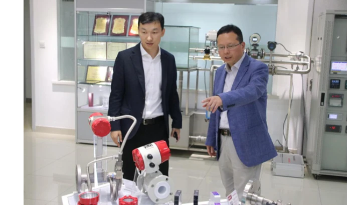 Endress+Hauser中国区刘总莅临美仪