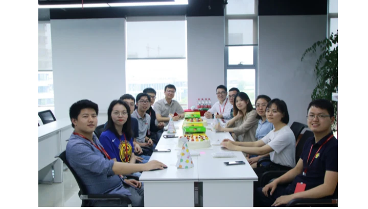 五月，我们一起过生日